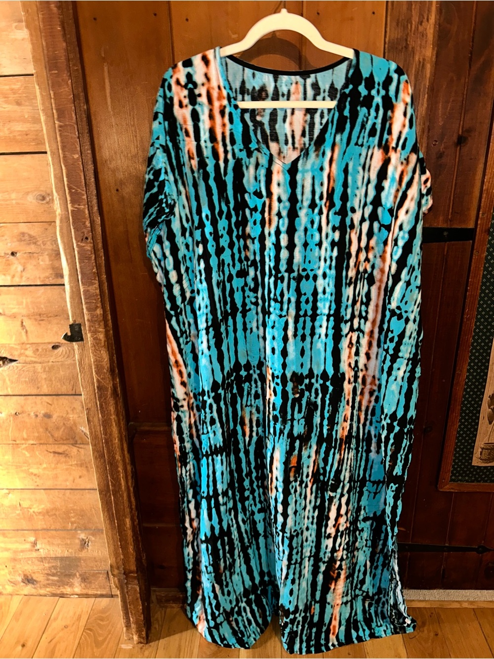 Plus Kaftan Tie-Dye Maxi Dress in Turquoise & Black